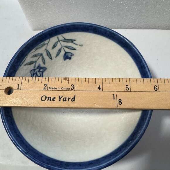 Blue Floral Ceramic Footed White Rice Bowl Matcha Chawan Tea Ceremonial Vessel - Picture 5 of 10